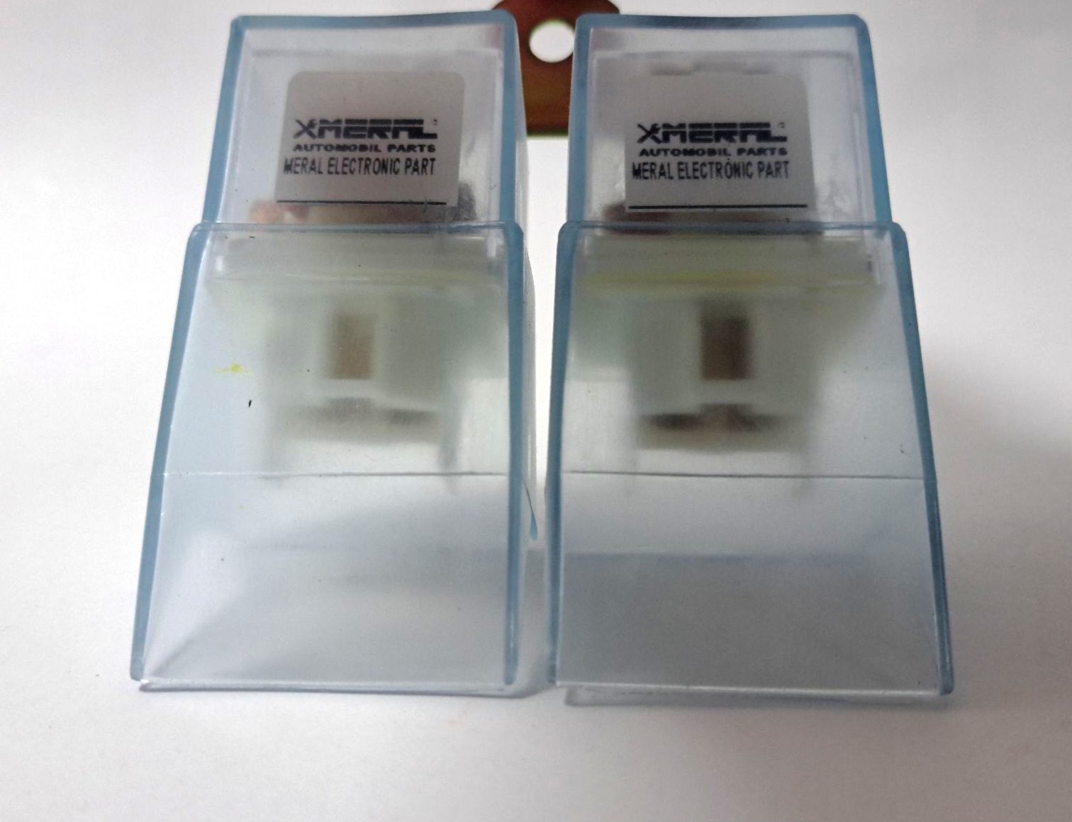 Dual Glass-Enclosed Fan Relay - Image 4